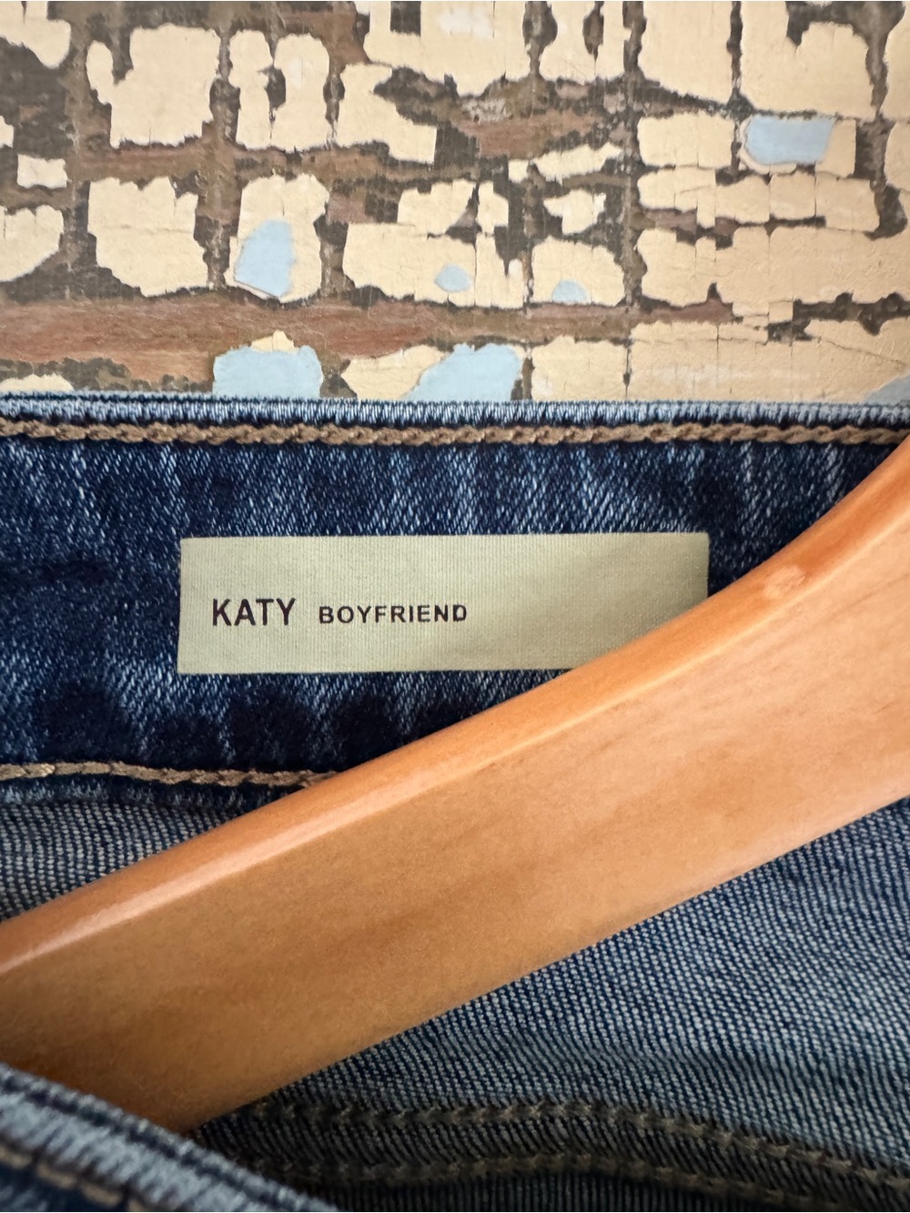 Kut from the Kloth Boyfriend Mid Blue Jeans - Katy - Picture 3 of 3